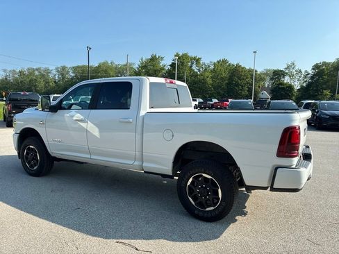 Used 2026 RAM 2500 Laramie AWD/4WD image 27