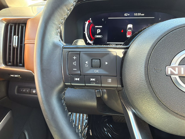 Used 2024 Nissan Pathfinder Platinum w/ Cargo Package AWD/4WD image 18