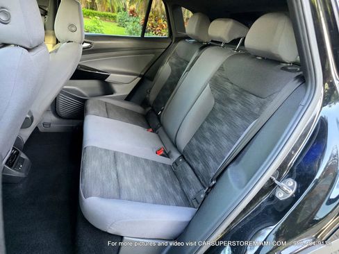 Used 2021 Volkswagen ID.4 Pro w/ ID.4 Protection Package RWD image 20