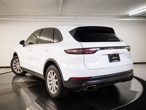 Used 2019 Porsche Cayenne AWD/4WD image 3