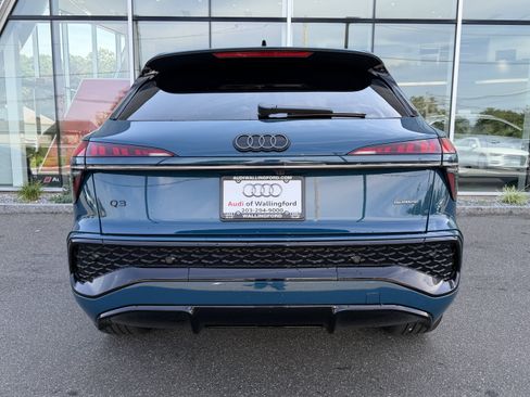 New 2026 Audi Q3 quattro 2.0T AWD/4WD image 7