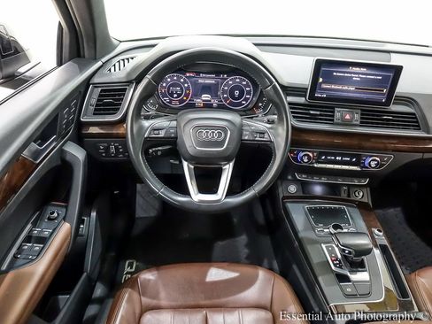 Used 2020 Audi Q5 2.0T Premium Plus w/ Premium Plus Package AWD/4WD image 18