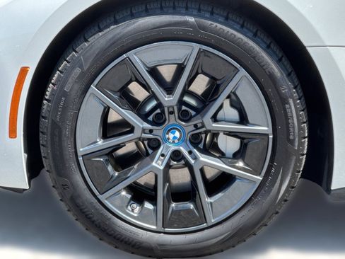 Used 2023 BMW i4 eDrive35 w/ Premium Package RWD image 11