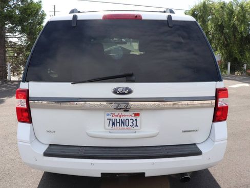 Used 2015 Ford Expedition XLT AWD/4WD image 7