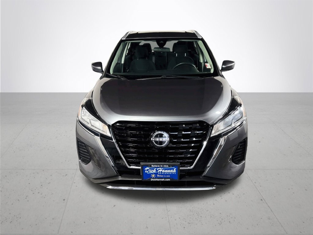 Used 2022 Nissan Kicks SV FWD image 3