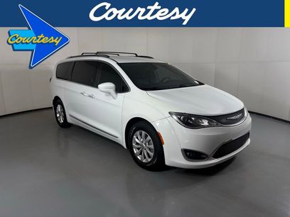 Used 2019 Chrysler Pacifica Touring-L