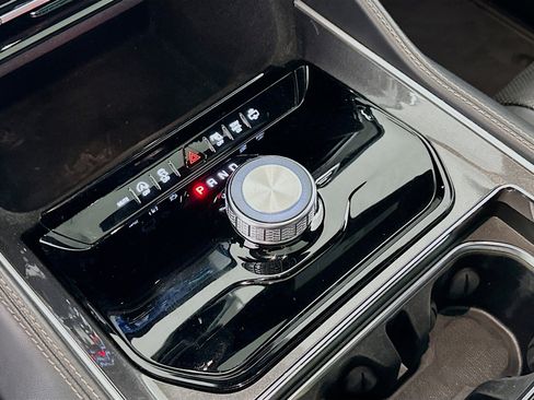 Used 2022 Jeep Wagoneer Series I w/ Premium Group I image 25