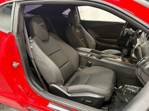 Used 2015 Chevrolet Camaro SS w/ RS Package RWD image 32