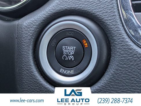 Used 2015 Dodge Durango R/T RWD image 32