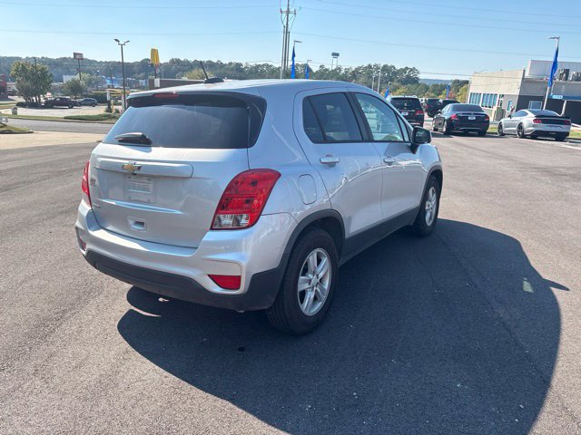 Used 2020 Chevrolet Trax LS w/ Tint and Cruise Package FWD image 7