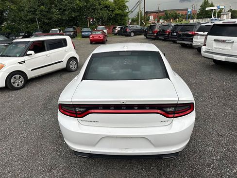 Used 2017 Dodge Charger SXT w/ Navigation & Travel Group RWD image 8