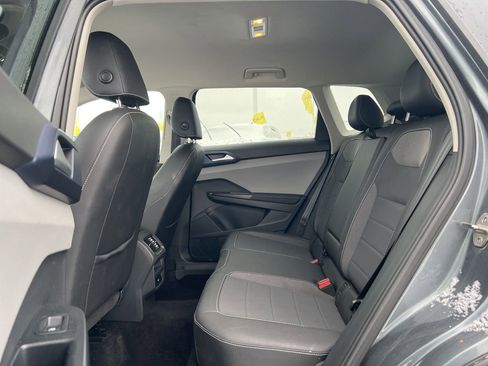 Used 2024 Volkswagen Taos SE image 24