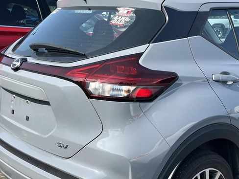 Used 2024 Nissan Kicks SV w/ Exterior Package FWD image 10