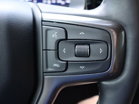 Used 2024 Chevrolet Silverado 1500 High Country w/ High Country Premium Package AWD/4WD image 24