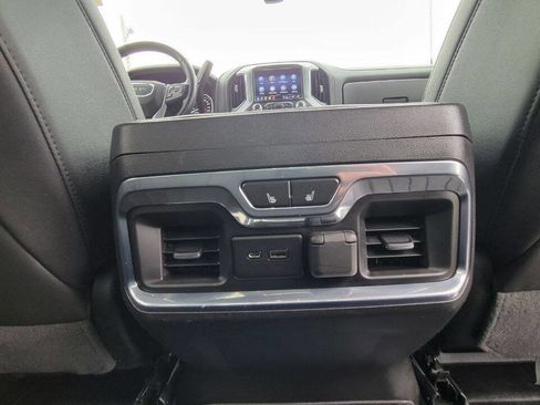 Used 2022 GMC Sierra 2500 SLT w/ SLT Convenience Package image 25