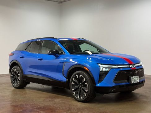 Used 2025 Chevrolet Blazer EV RS AWD/4WD image 22