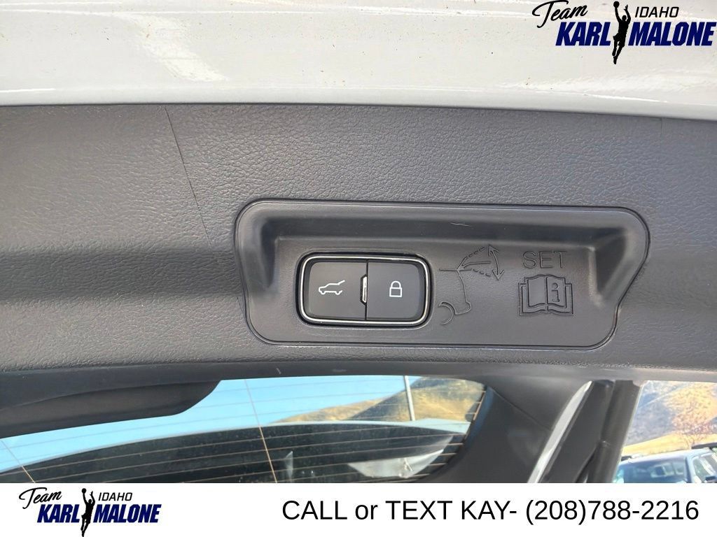 Used 2026 Ford Explorer ST w/ Sun And Sound Package AWD/4WD image 12