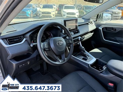 Used 2023 Toyota RAV4 LE image 15