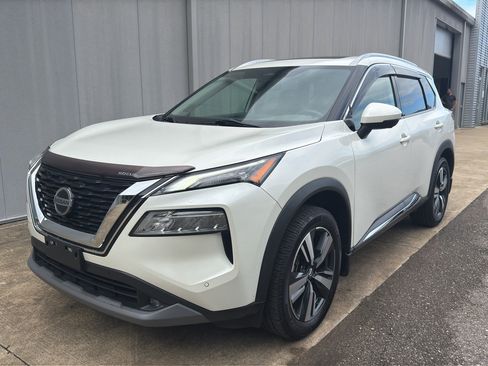 Used 2021 Nissan Rogue SL w/ Premium Package FWD image 7