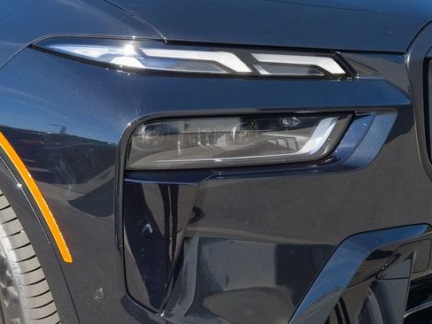 New 2026 BMW X7 xDrive40i w/ Executive Package image 8