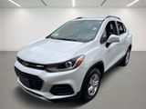 Used 2022 Chevrolet Trax LT w/ LT Convenience Package image 2
