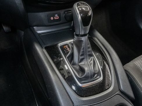 Used 2022 Nissan Rogue Sport SV AWD/4WD image 22