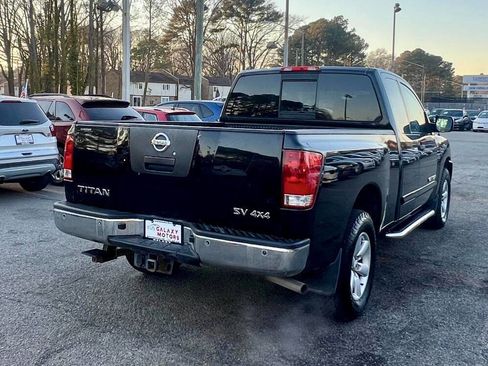 Used 2011 Nissan Titan SV w/ SV Value Truck Pkg image 5