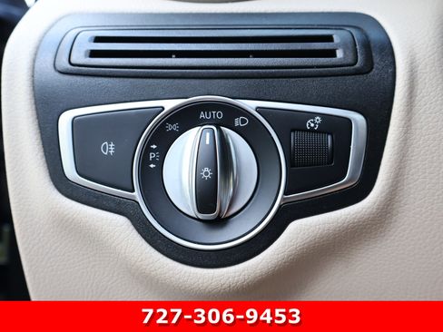 Certified 2022 Mercedes-Benz GLC 300 image 25