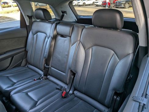 Used 2019 Audi Q7 3.0T Prestige image 15