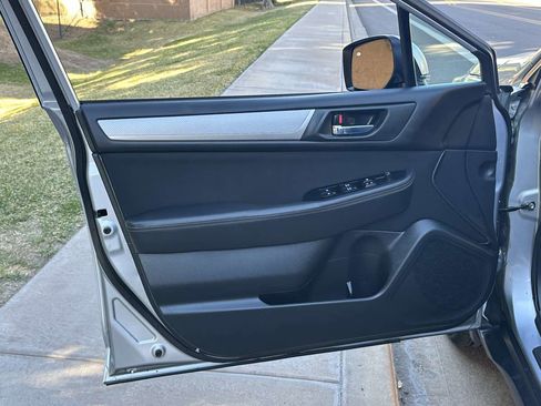 Used 2015 Subaru Outback 2.5i Premium image 40