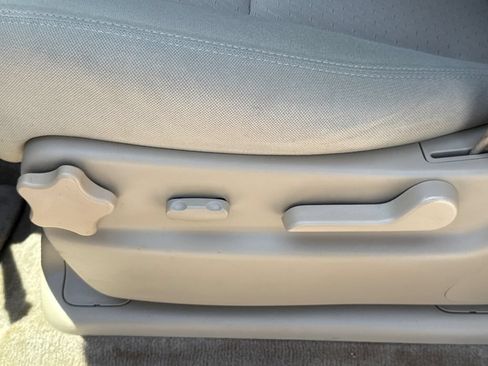 Used 2011 Chevrolet Tahoe LS RWD image 21
