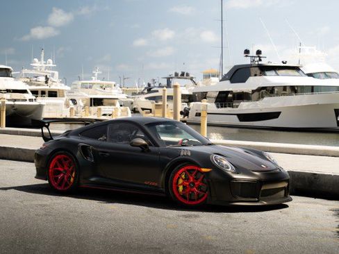 Used 2018 Porsche 911 GT2 RS RWD image 52