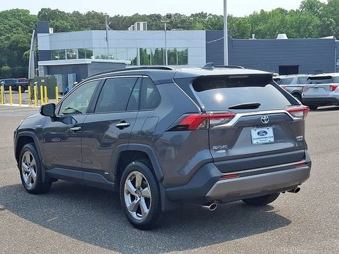 Used 2019 Toyota RAV4 Limited w/ Carpet Mat Package AWD/4WD image 4