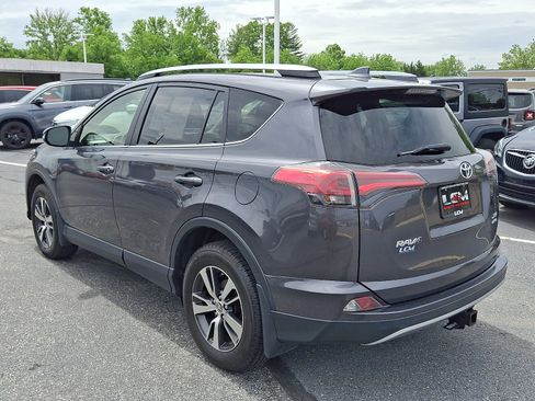 Used 2018 Toyota RAV4 XLE w/ Plus Extra Value Package AWD/4WD image 6