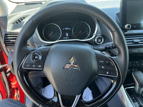 Used 2024 Mitsubishi Eclipse Cross SE AWD/4WD image 10