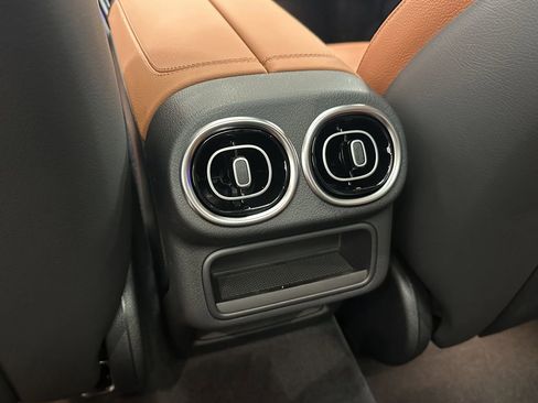 New 2026 Mercedes-Benz GLC 300 image 27