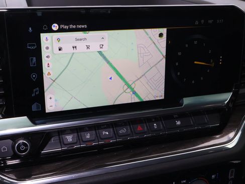 Used 2025 Chevrolet Silverado 3500 LTZ w/ LTZ Texas Edition image 31