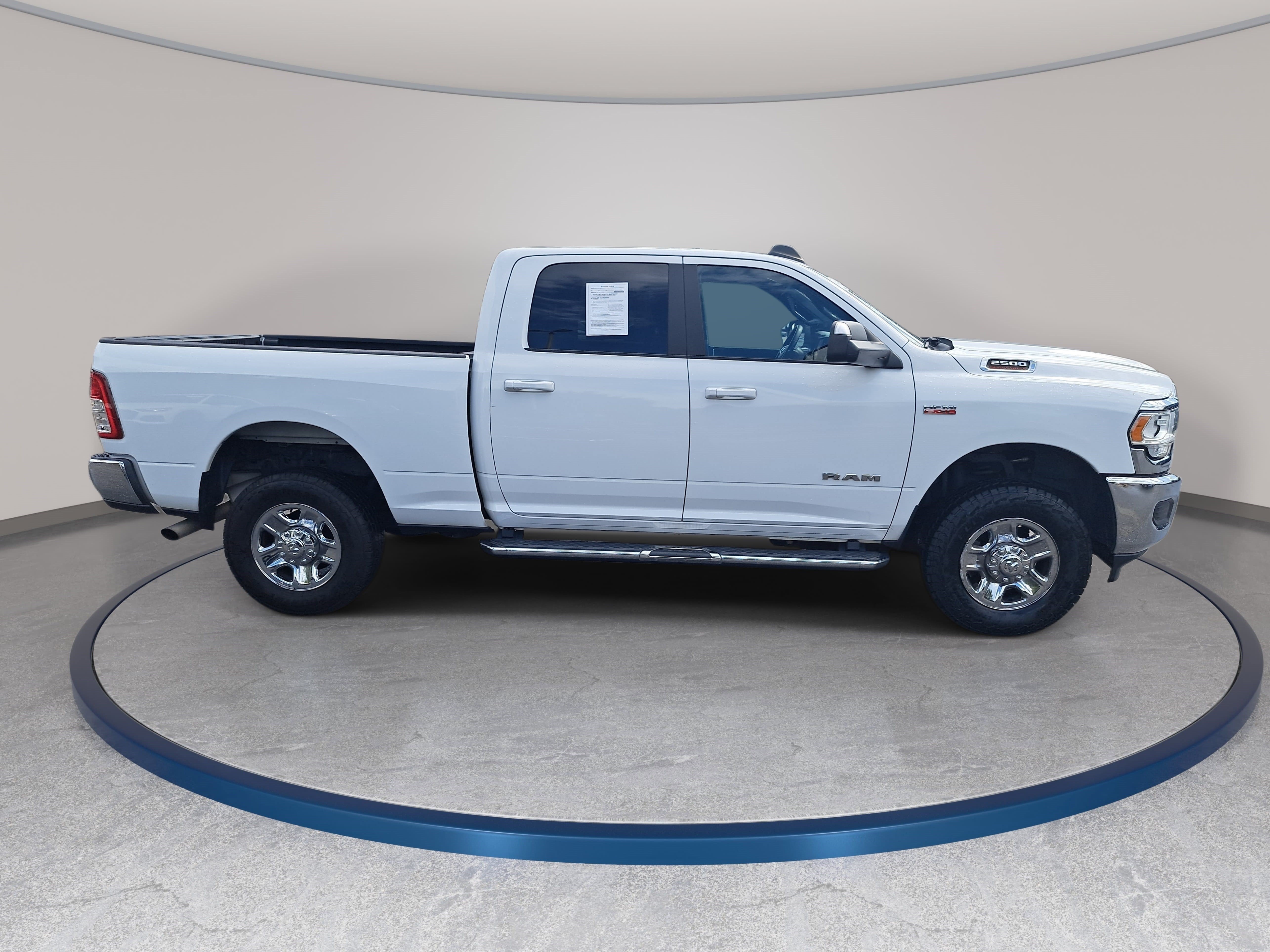 Used 2022 RAM 2500 Big Horn AWD/4WD image 4