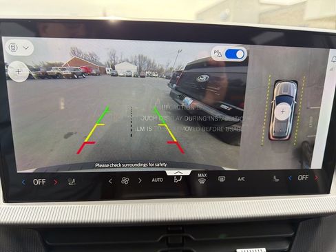 New 2026 Ford Explorer Tremor w/ Tremor Convenience Package image 19