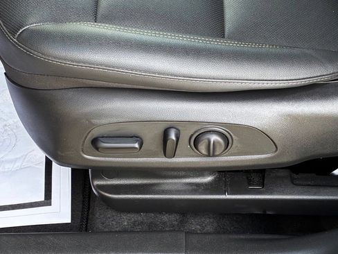 Used 2024 Chevrolet Trax ACTIV FWD image 7