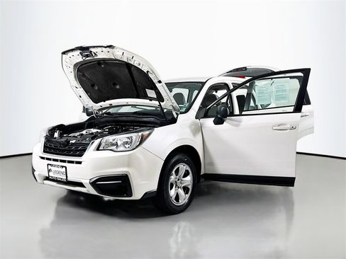 Used 2018 Subaru Forester 2.5i image 16