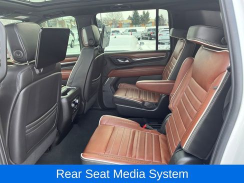 Used 2023 GMC Yukon XL Denali Ultimate image 23