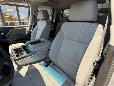 Used 2017 Chevrolet Silverado 1500 Custom w/ Custom Convenience Package image 22