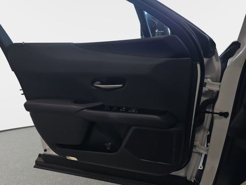 Used 2021 Lexus UX 250h AWD/4WD image 27