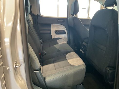 New 2025 Ford Maverick XLT w/ XLT Luxury Package FWD image 18