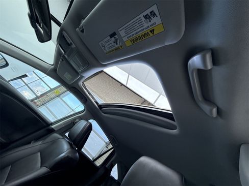 Used 2018 Acura RDX FWD image 30