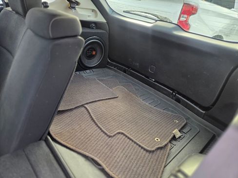 Used 2015 Subaru Crosstrek 2.0i Premium image 10