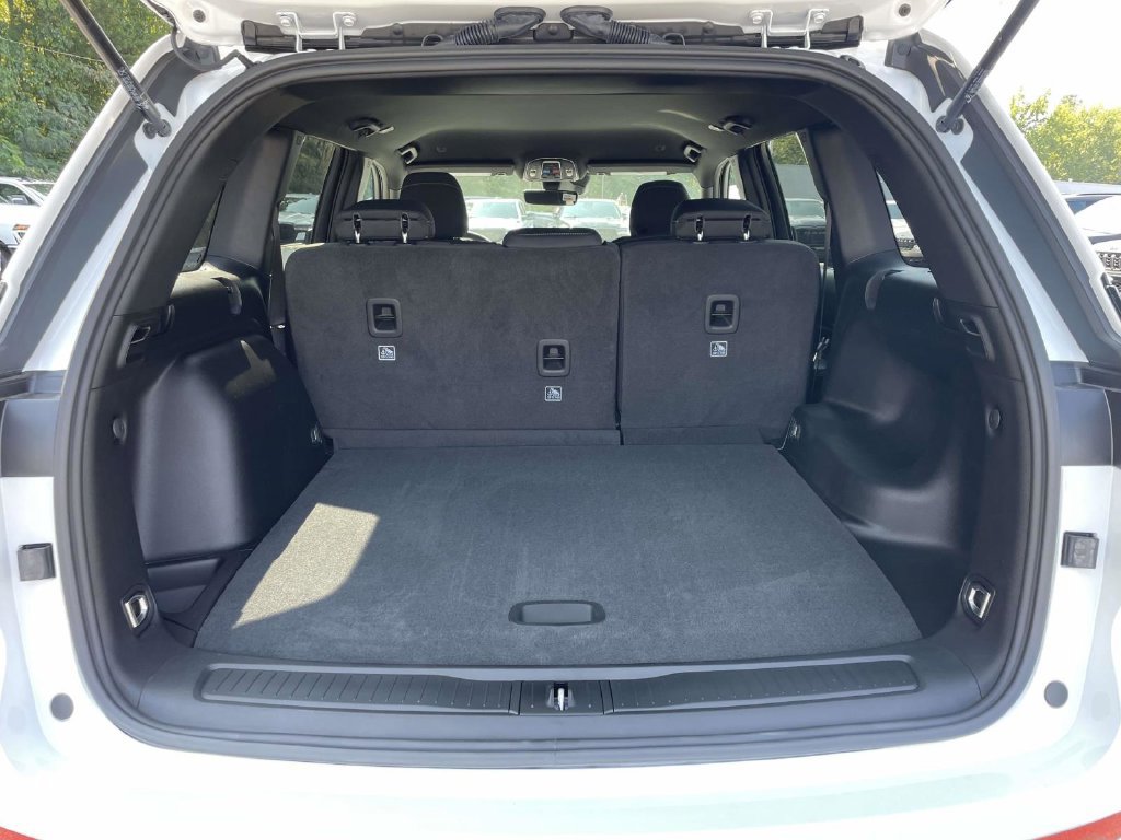 New 2027 Jeep Grand Cherokee Laredo AWD/4WD image 42