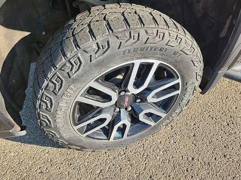 Used 2023 GMC Sierra 1500 AT4 AWD/4WD image 56