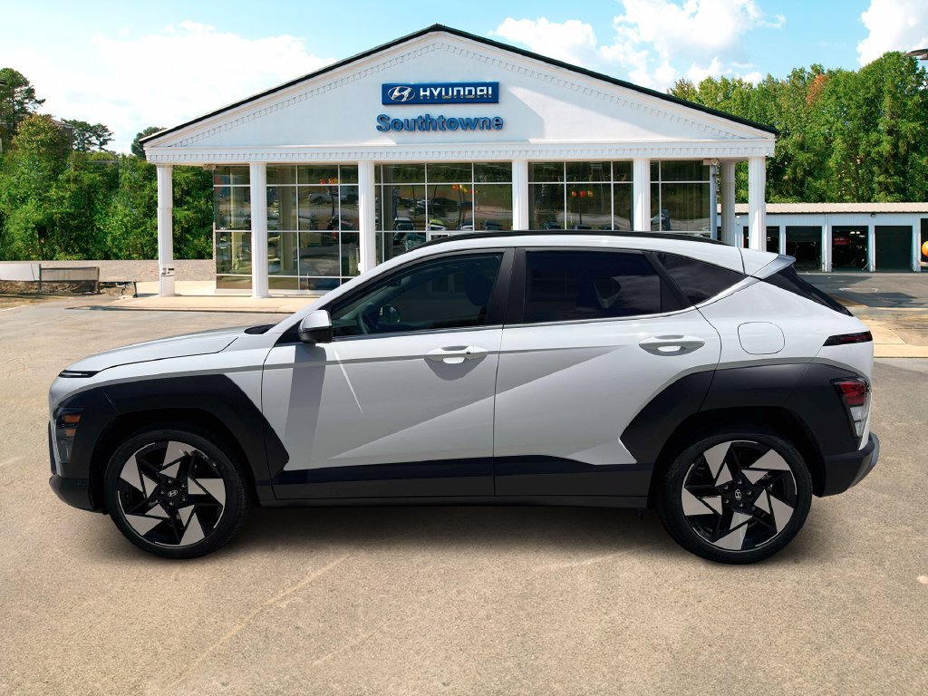 New 2027 Hyundai Kona Limited FWD image 3